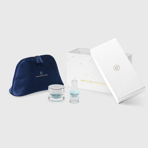 Germaine de Capuccini Timexpert Hydraluronic
Christmas Hydrating Set – Hyaluronic Acid Routine Soft Sorbet
50ml + 30ml + Gift pouch